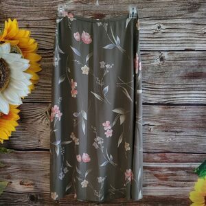 Kathy Kee Collection Women's skirt size : 12 peach/green floral Pre-owned